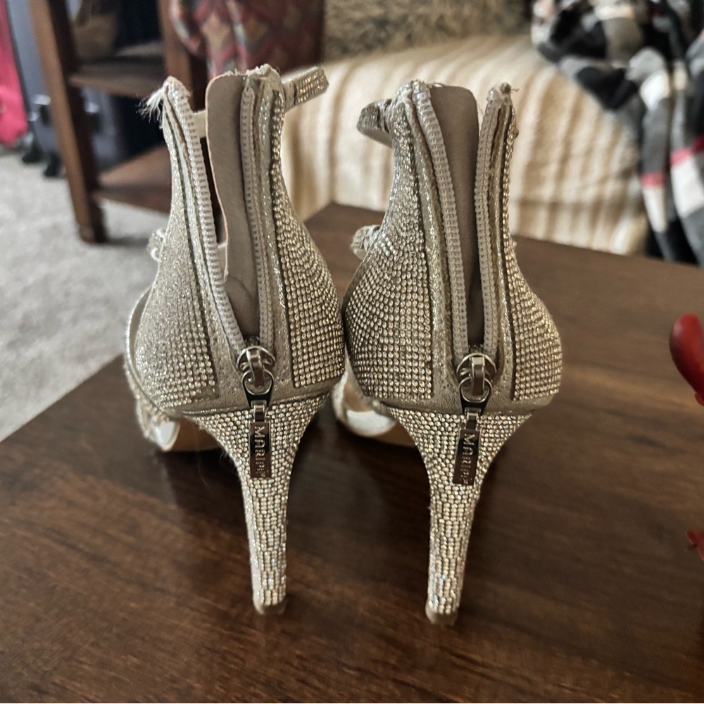 Maripe Glittering Silver Heels